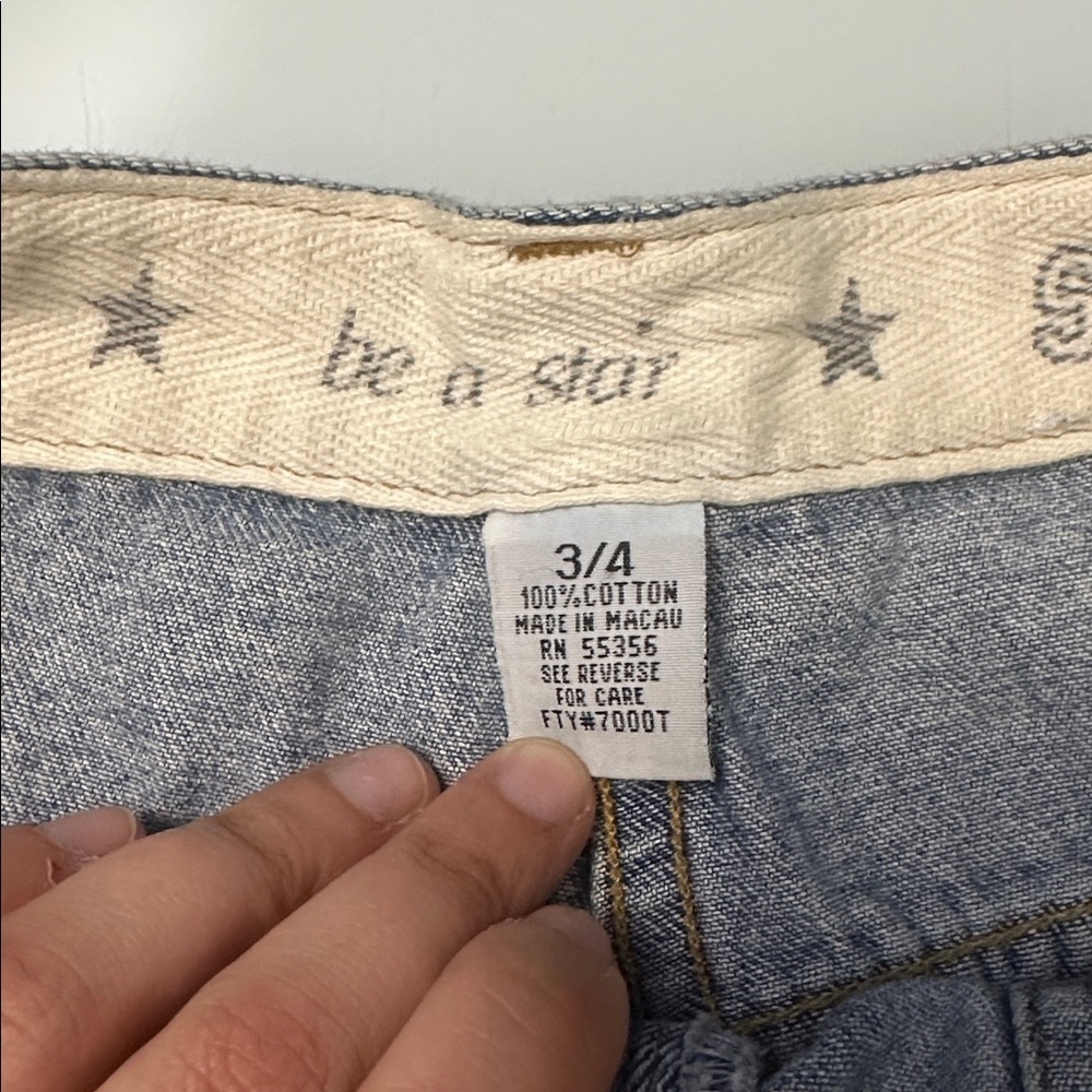 Squeeze Low Rise Baggy Jeans - Picture 2 of 6
